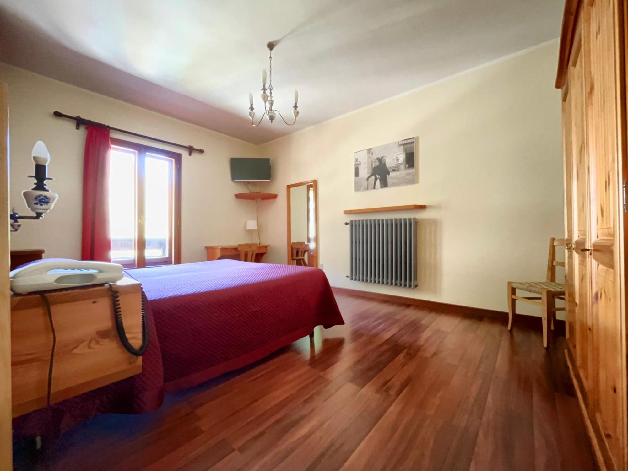 Hotel Garni Mille Pini 스칸노 외부 사진
