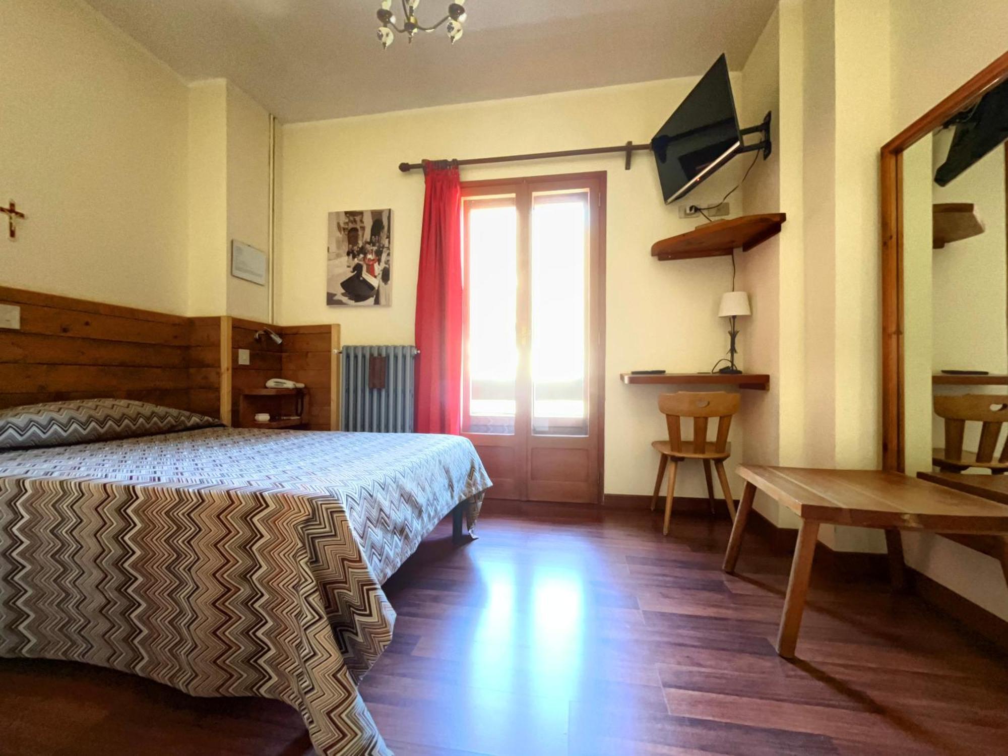 Hotel Garni Mille Pini 스칸노 외부 사진