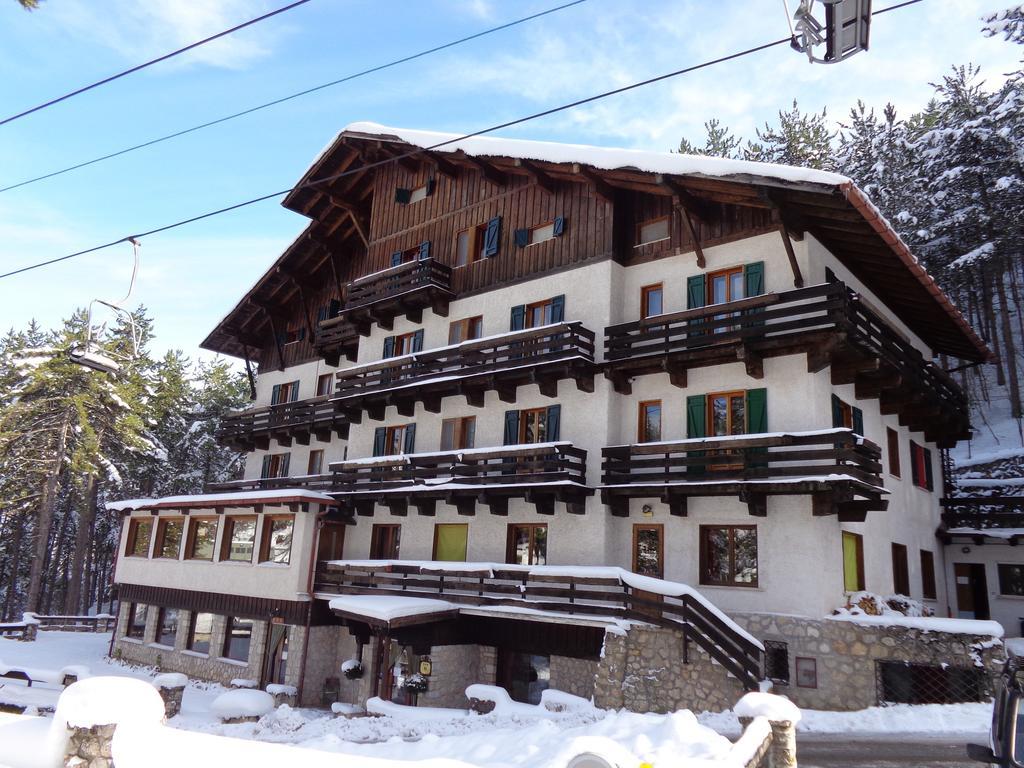 Hotel Garni Mille Pini 스칸노 외부 사진
